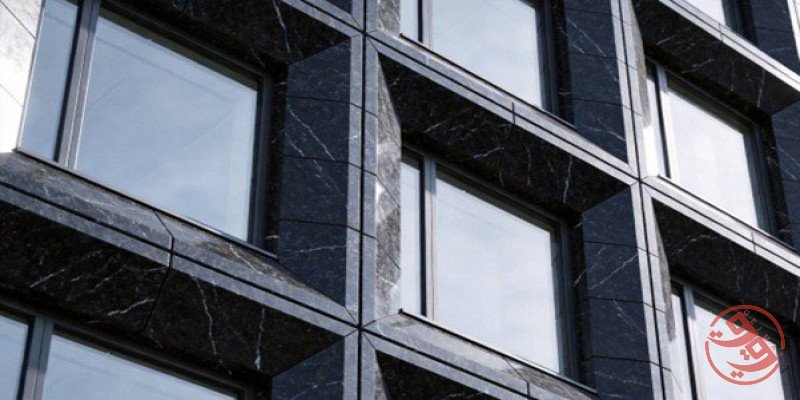 سنگ نما دور پنجره