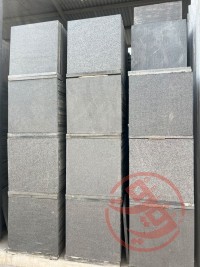 گراینت مشکی نطنز فلیم شده