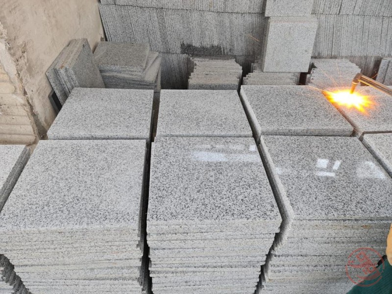 گرانیت سفید نطنز