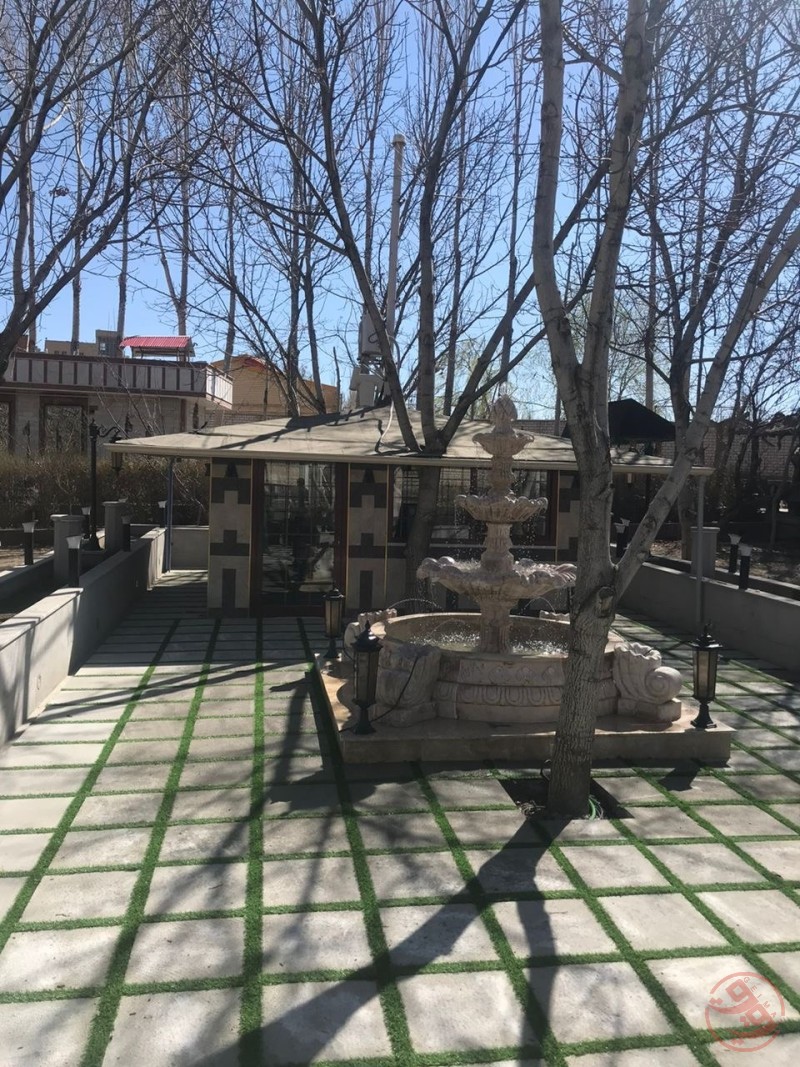 سنگ آندزیت طوسی