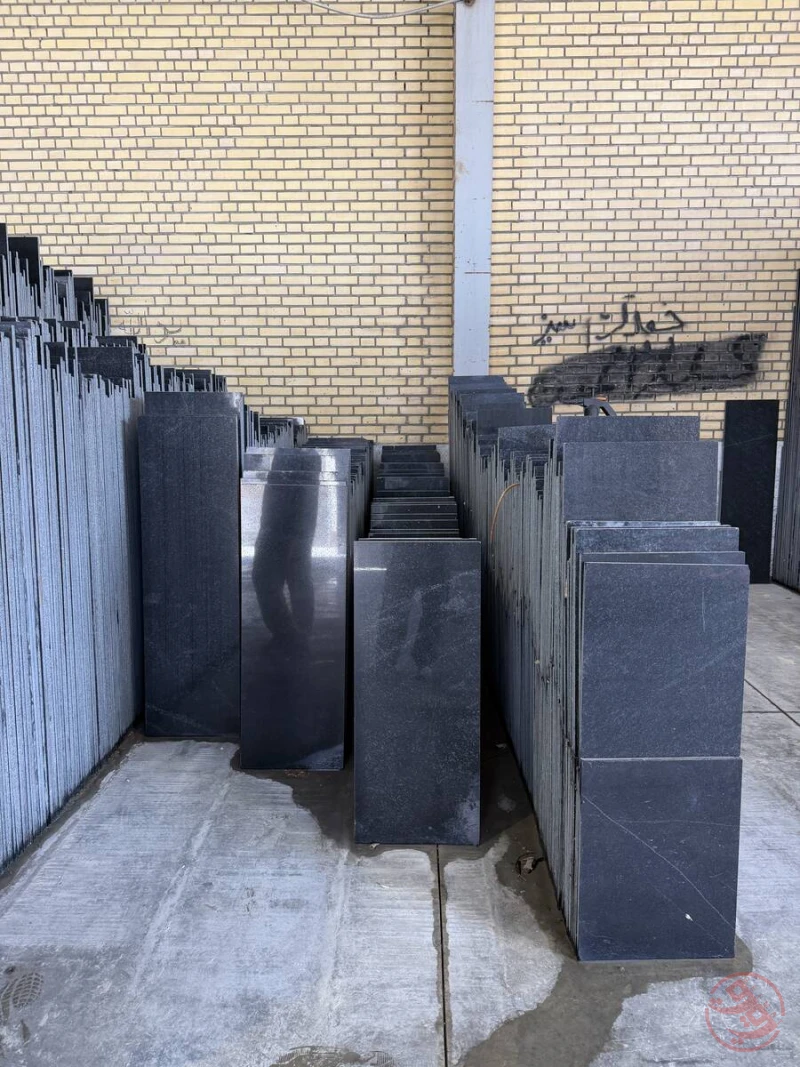 گرانیت مشکی نطنز