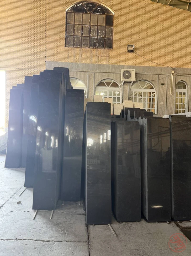 گرانیت مشکی نطنز